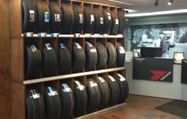 détaillants de toutes les plus grandes marques de pneus